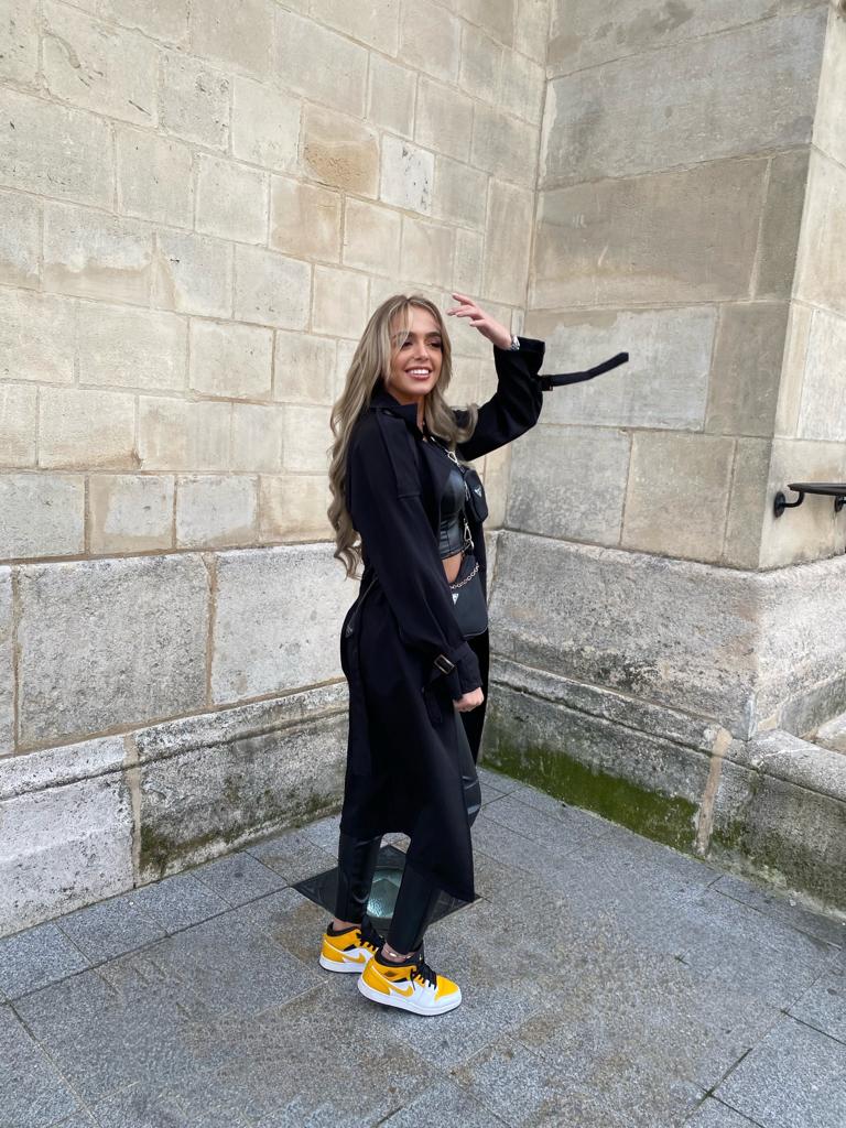 Trench Lola