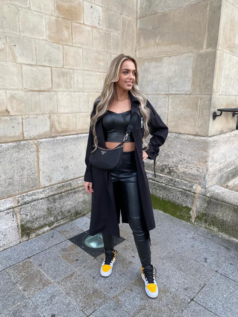 Trench Lola